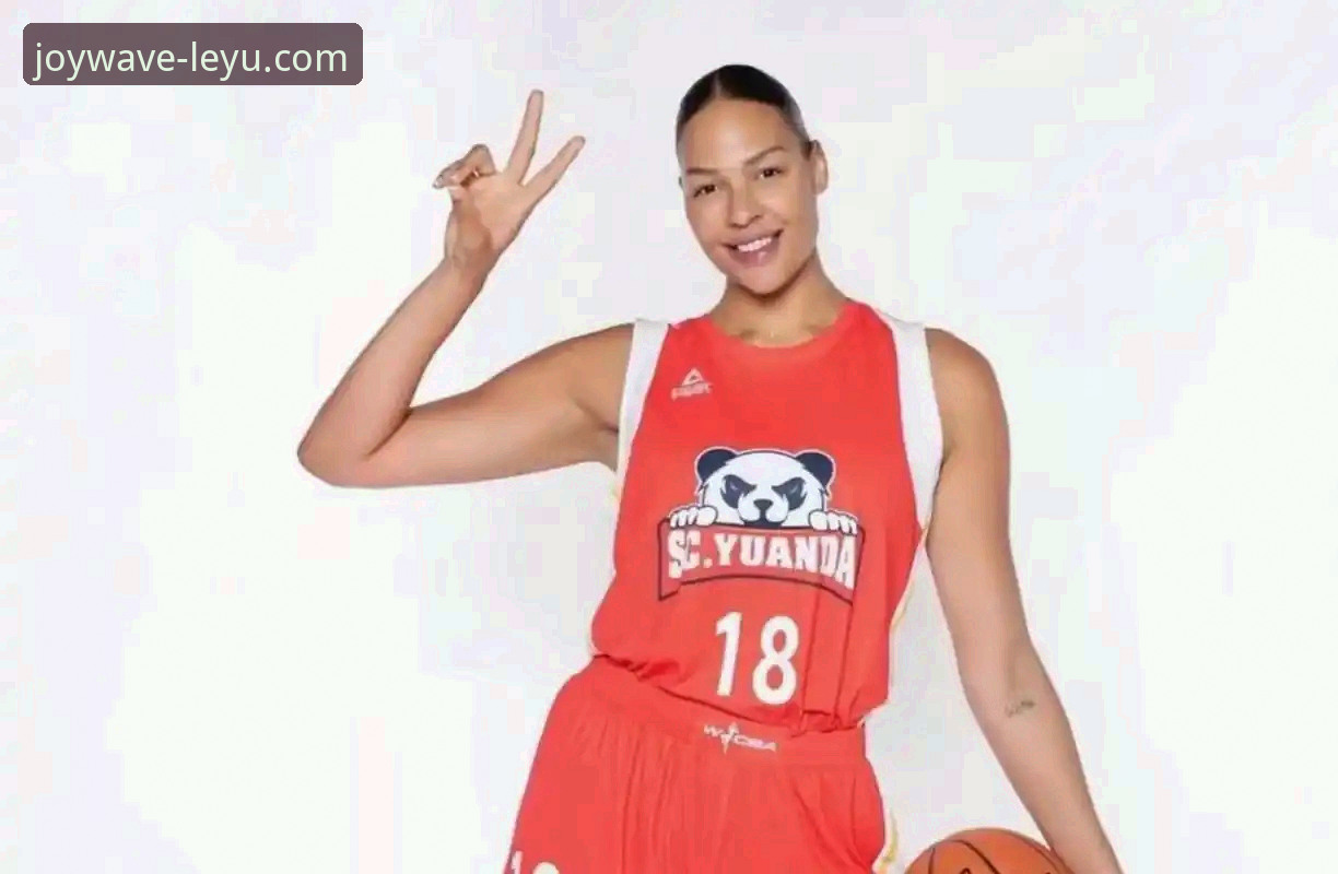 坎贝奇vs奥斯汀：WCBA总决赛G1惊现34分分差，四川女篮三外援统治力碾压山西